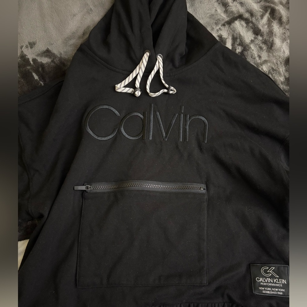 Black Cropped Calvin Klein Performance Fleece/Hoodie